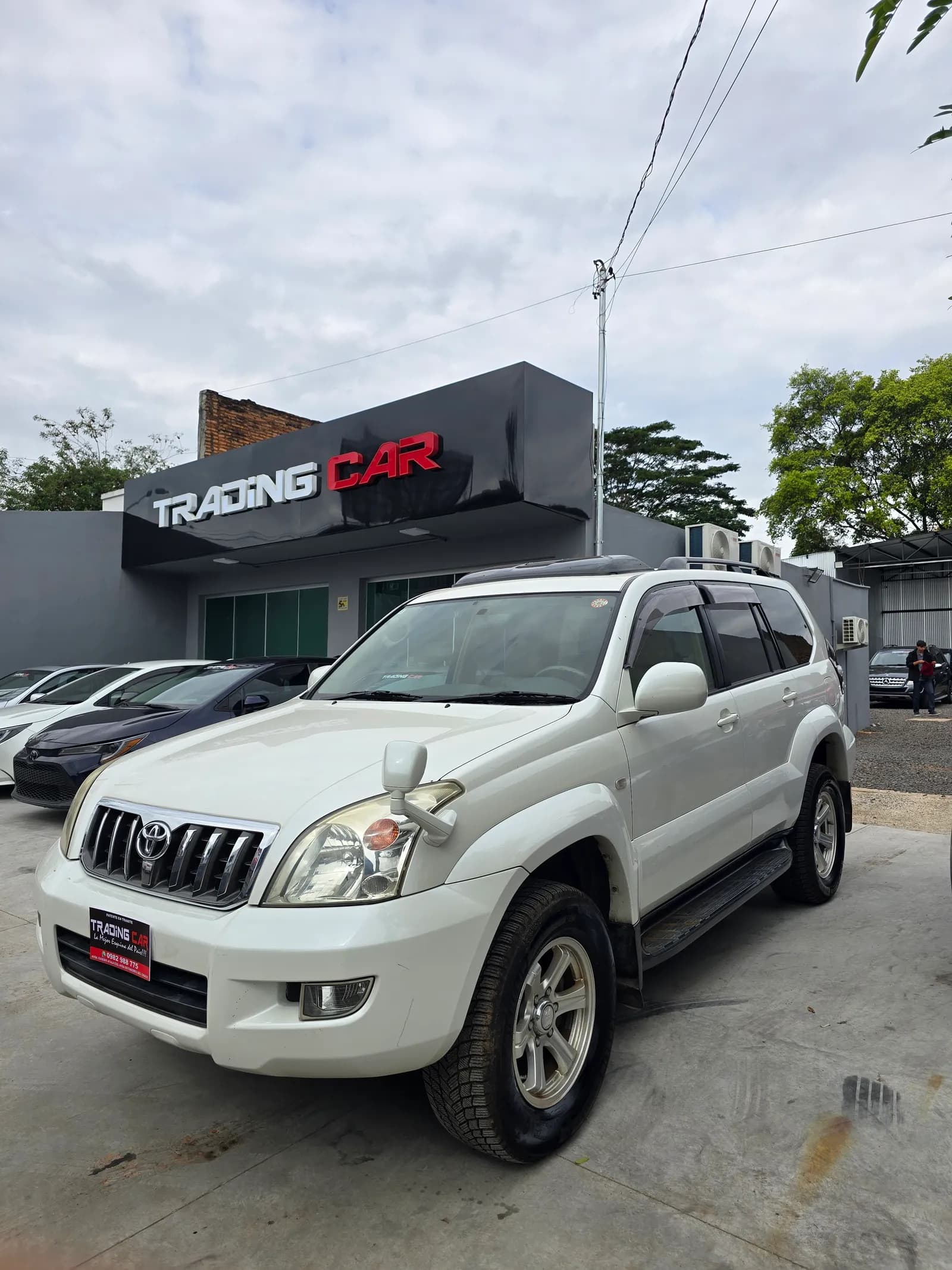 TOYOTA LAND CRUISER PRADO TZ 2004 — foto 1